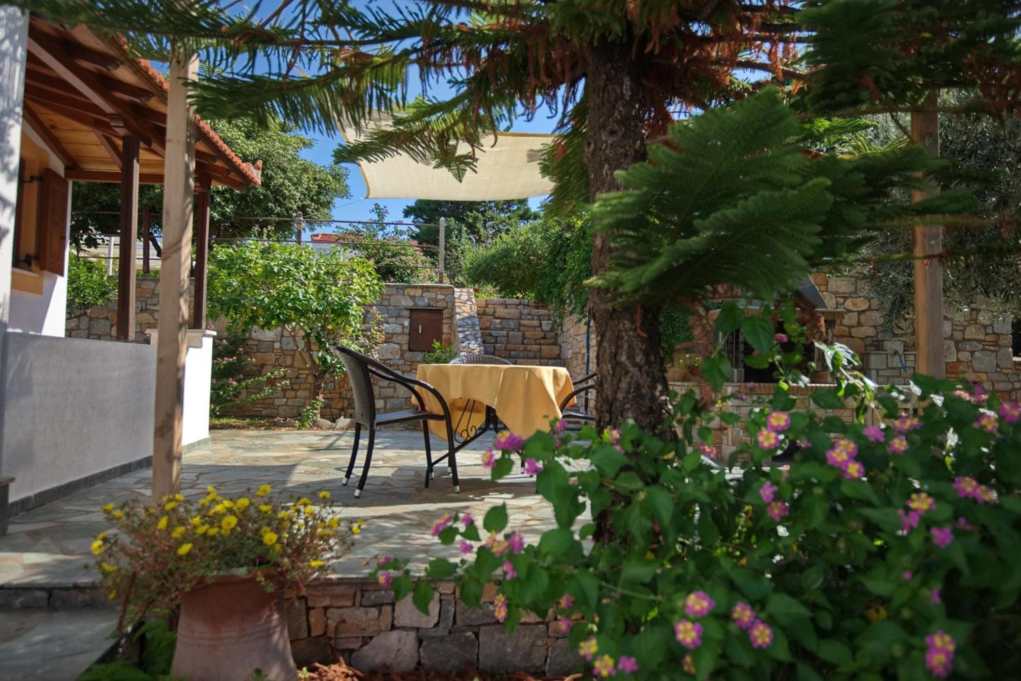 Kamelia Villas Votsi  Exterior foto