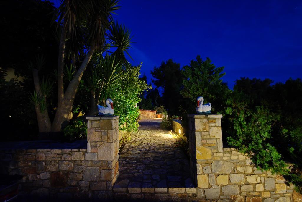 Kamelia Villas Votsi  Exterior foto