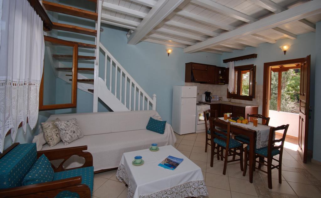 Kamelia Villas Votsi  Exterior foto